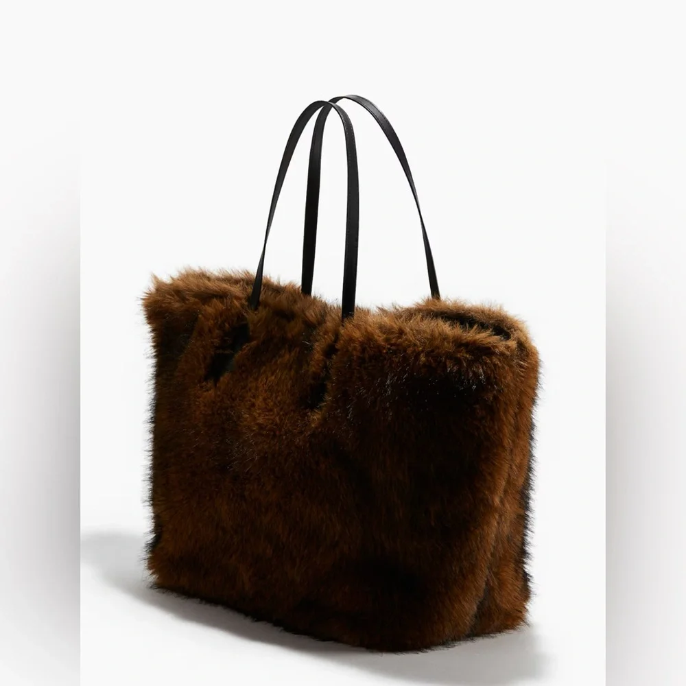 Hm aw 2025 tote bag SALE TONIGHT ONLY - Picture 3 of 7